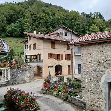 Du Vieux Tonneau Holiday home